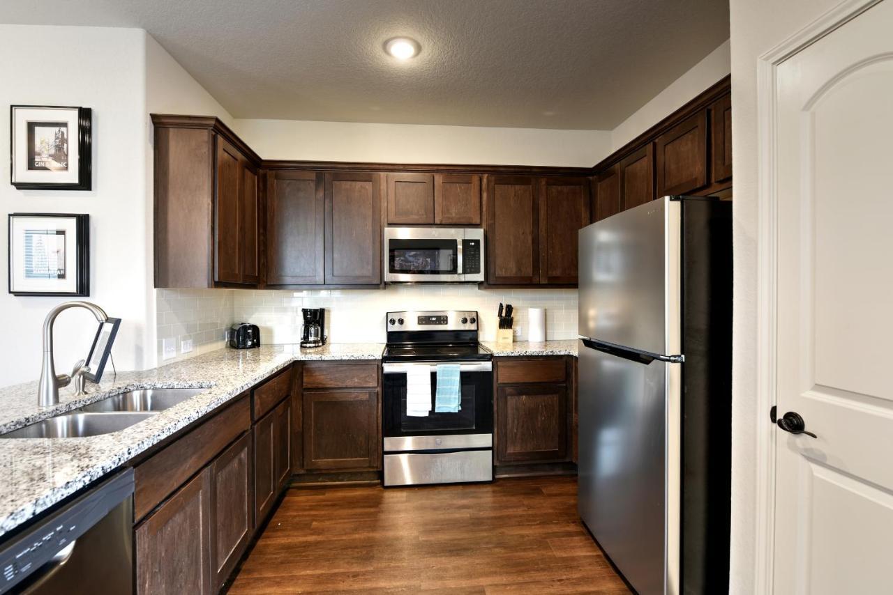 New 3 Bedroom Vacation Lackland/sea World/la Cantera
